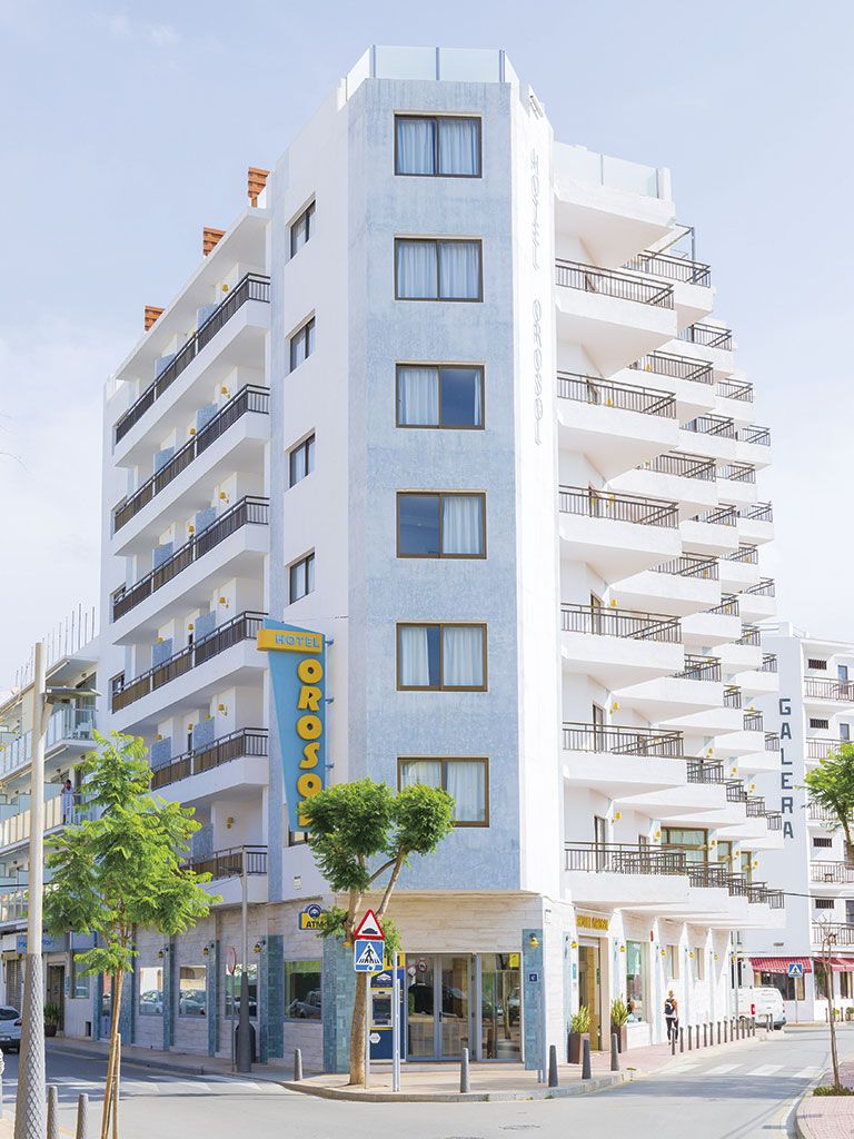 El UC es uno de los monumentos más famosos de Ibiza y está justo frente al Hotel Orosol en San Antonio